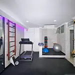 Incrível sala e quarto com varanda e vista para o mar de Ipanema
