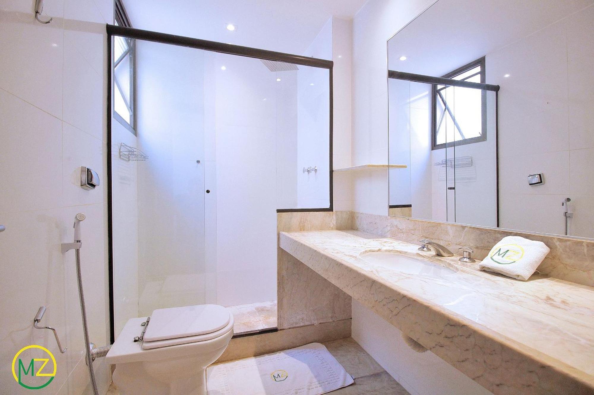 Incrivel Sala E Com Varanda Em Ipanema
