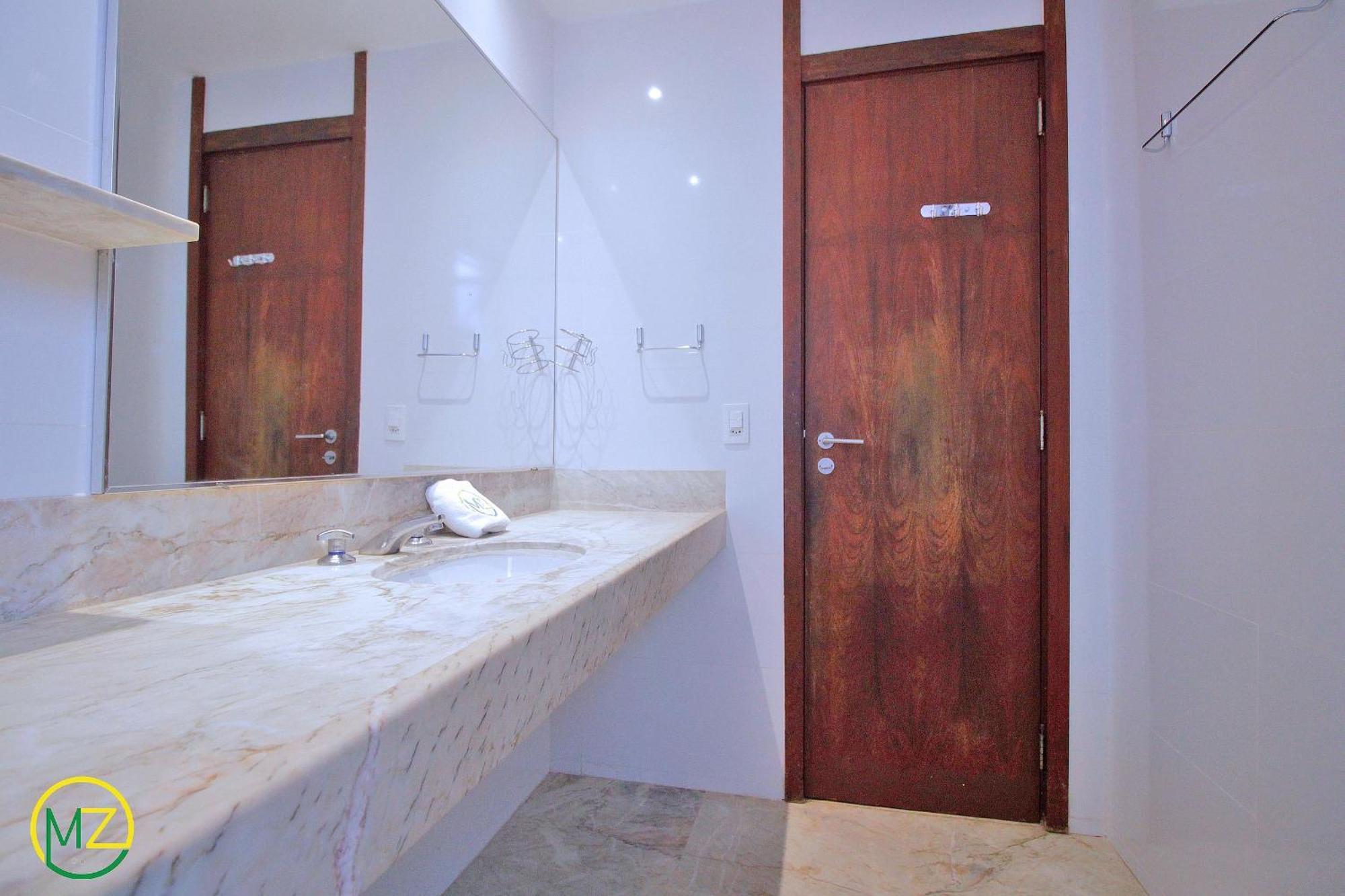 Apartamento Incrivel Sala E Com Varanda Em Ipanema *